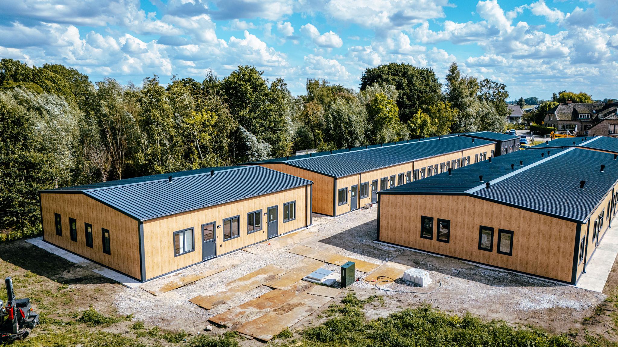 24 tijdelijke woningen Giessenburg