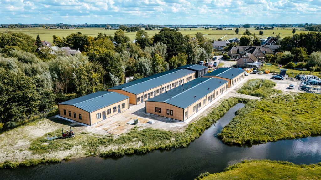 Overzicht van de modulaire woongebouwen in Giessenburg